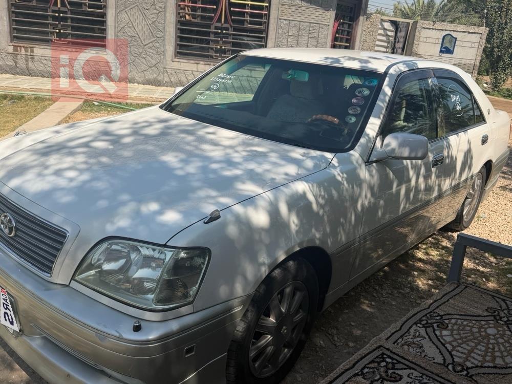 تويوتا كراون